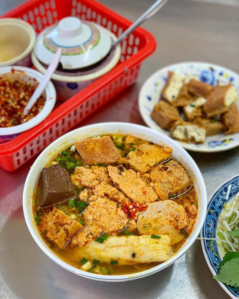 Hanoi street food bun Rieu